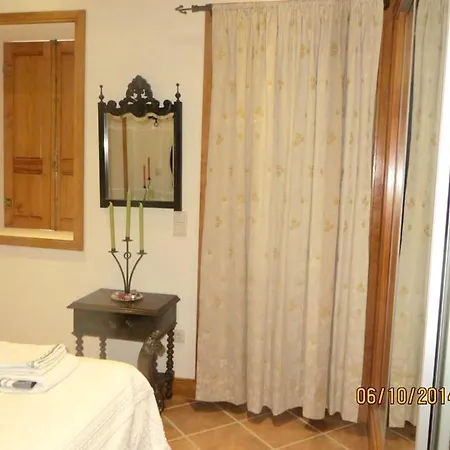 Charming Near With Private Pool